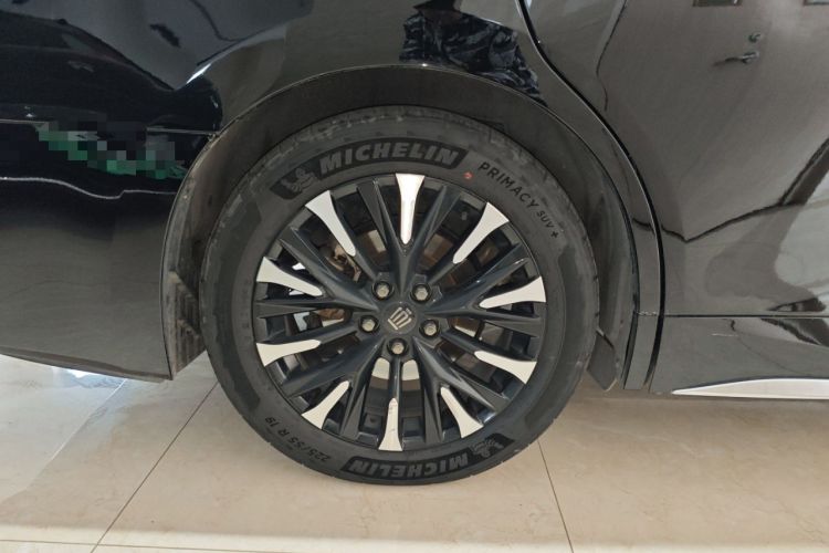 Used Toyota Vellfire 2024 Crown Dual-Engine 2.5L Ultimate Edition Right Rear Wheel Hub