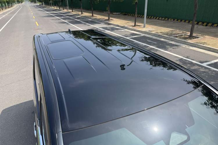Used Toyota Vellfire 2024 Crown Dual-Engine 2.5L Supreme Executive Edition Roof