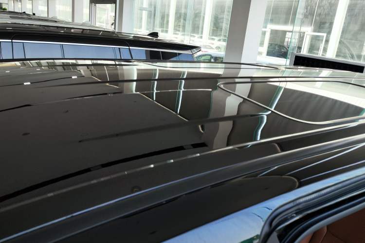 Used Toyota Vellfire 2024 Crown Dual-Engine 2.5L Ultimate Edition Roof