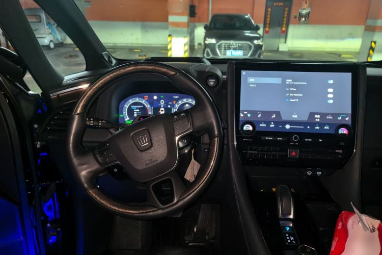 Used Toyota Vellfire 2024 Crown Dual-Engine 2.5L Ultimate Edition Steering Wheel