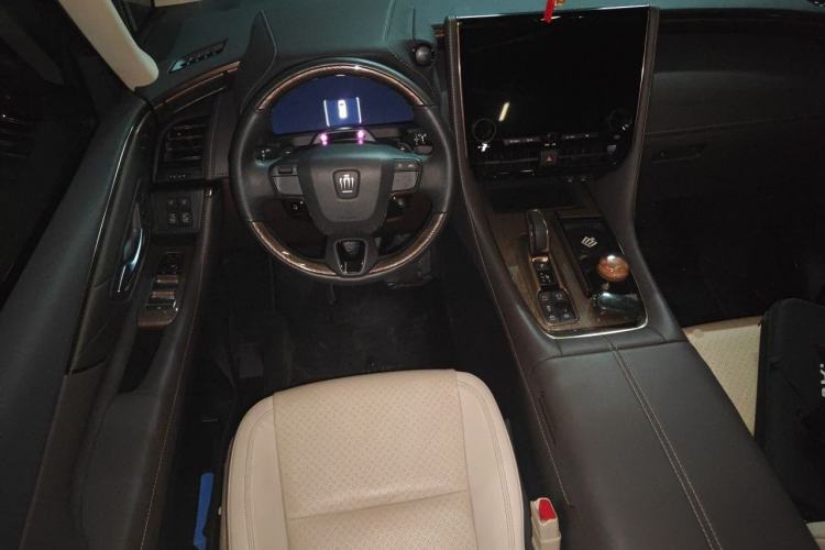 Used Toyota Vellfire 2024 Crown Dual-Engine 2.5L Supreme Executive Edition Steering Wheel