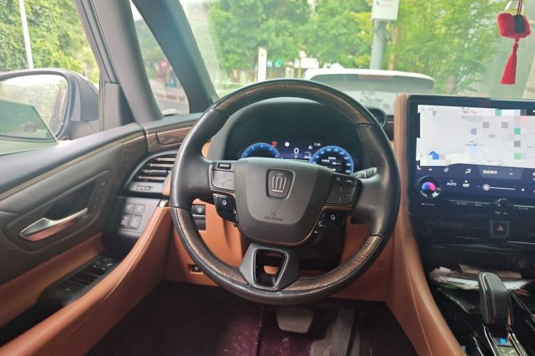 Used Toyota Vellfire 2024 Crown Dual-Engine 2.5L Ultimate Edition Steering Wheel