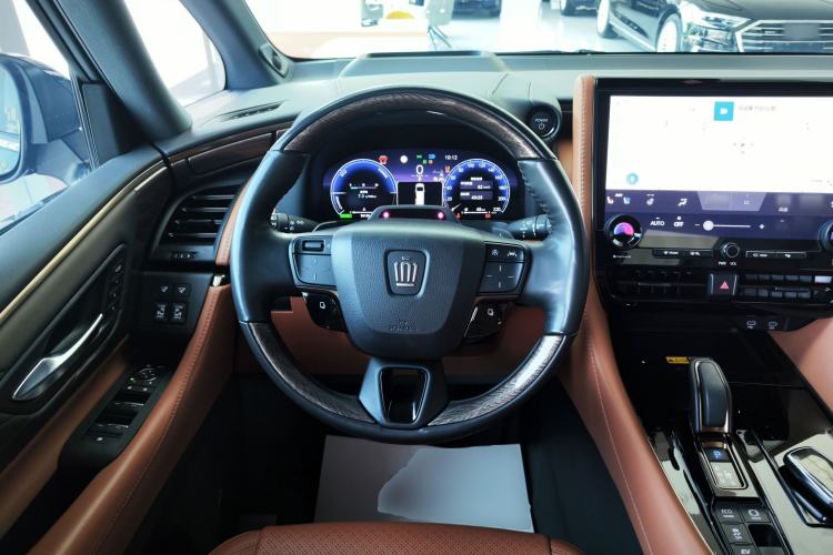 Used Toyota Vellfire 2024 Crown Dual-Engine 2.5L Ultimate Edition Steering Wheel