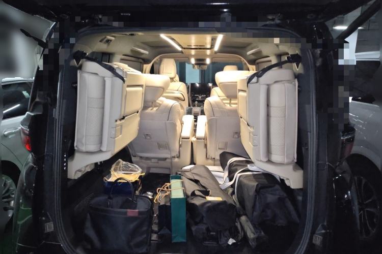 Used Toyota Vellfire 2024 Crown Dual-Engine 2.5L Supreme Executive Edition Trunk