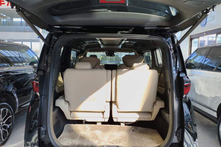 Used Toyota Vellfire 2024 Crown Dual-Engine 2.5L Supreme Executive Edition Trunk