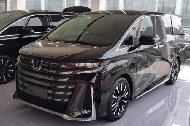 Used Toyota Vellfire 2024 Crown Dual-Engine 2.5L Ultimate Edition