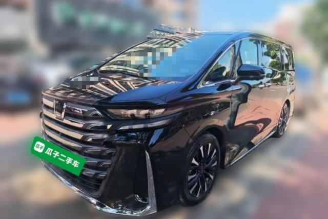 Ojetý Toyota Vellfire 2024 Crown Dual-Engine 2.5L Supreme Executive Edition