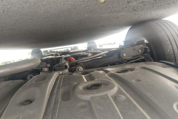 Used Toyota Vellfire 2024 Crown Dual-Engine 2.5L Ultimate Edition Chassis Rear