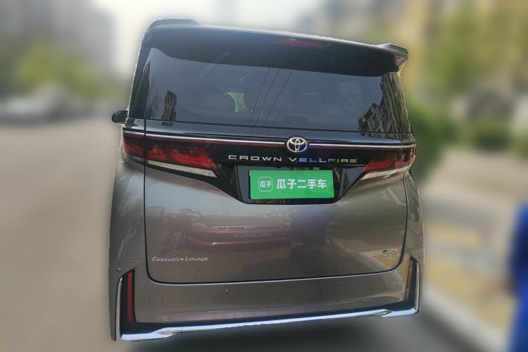 Used Toyota Vellfire 2024 Crown Dual-Engine 2.5L Ultimate Edition Rear