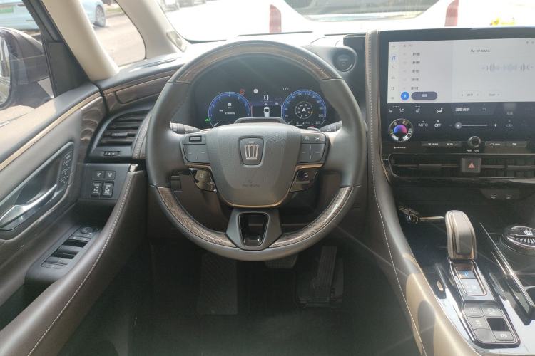 Used Toyota Vellfire 2024 Crown Dual-Engine 2.5L Ultimate Edition Steering Wheel