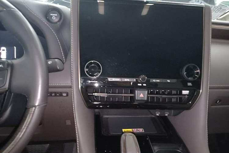 Used Toyota Vellfire 2024 Crown Dual-Engine 2.5L Ultimate Edition Audio And AC Panel
