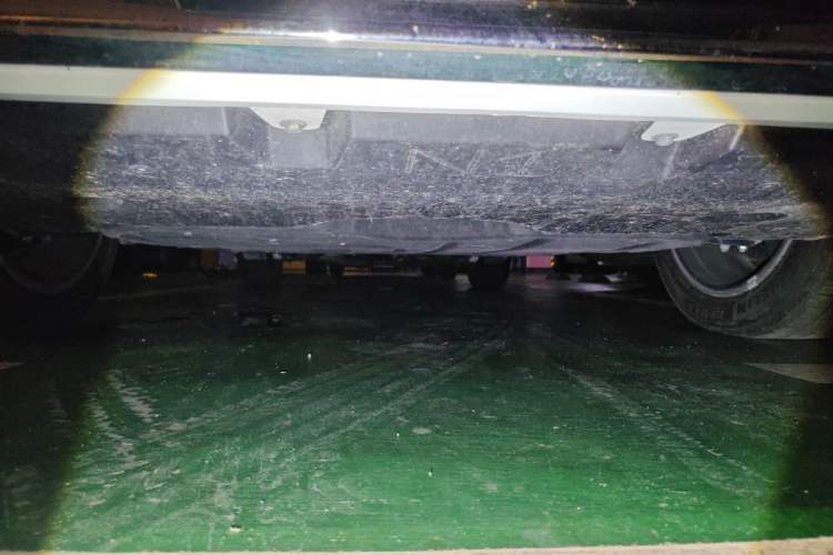 Used Toyota Vellfire 2024 Crown Dual-Engine 2.5L Ultimate Edition Chassis Front