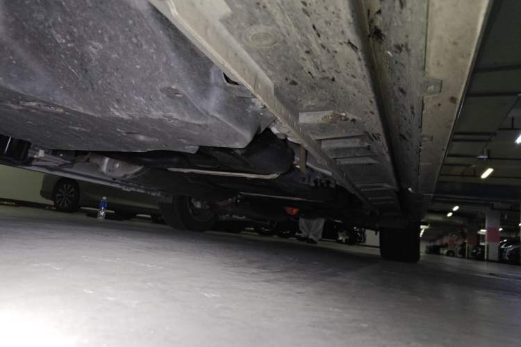 Used Toyota Vellfire 2024 Crown Dual-Engine 2.5L Ultimate Edition Chassis Front Left