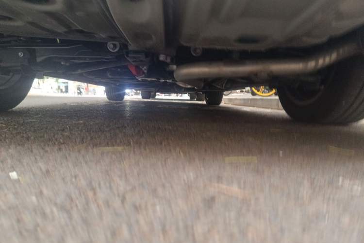 Used Toyota Vellfire 2024 Crown Dual-Engine 2.5L Ultimate Edition Chassis Rear