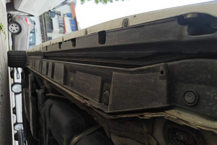 Used Toyota Vellfire 2024 Crown Dual-Engine 2.5L Ultimate Edition Chassis Rear Left