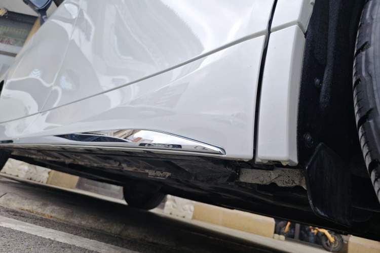Used Toyota Vellfire 2024 Crown Dual-Engine 2.5L Ultimate Edition Chassis Rear Left