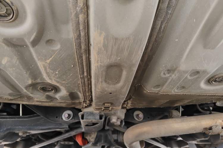 Used Toyota Vellfire 2024 Crown Dual-Engine 2.5L Ultimate Edition Chassis Rear
