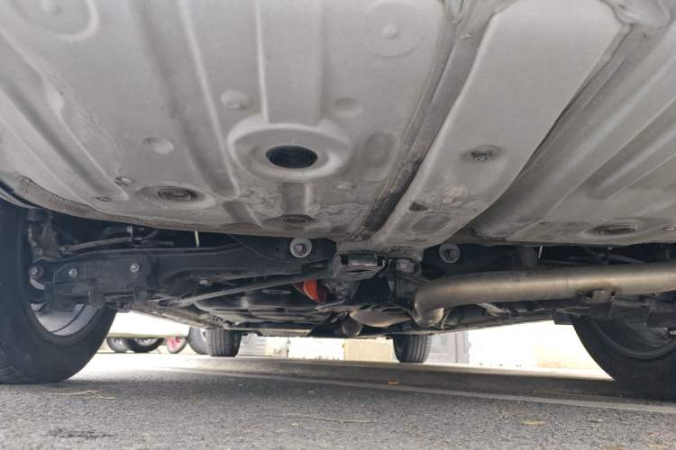 Used Toyota Vellfire 2024 Crown Dual-Engine 2.5L Ultimate Edition Chassis Rear