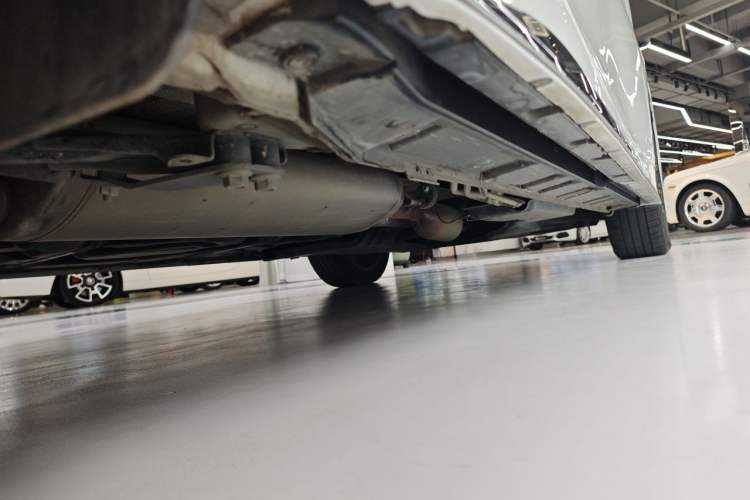 Used Toyota Vellfire 2024 Crown Dual-Engine 2.5L Ultimate Edition Chassis Rear Right