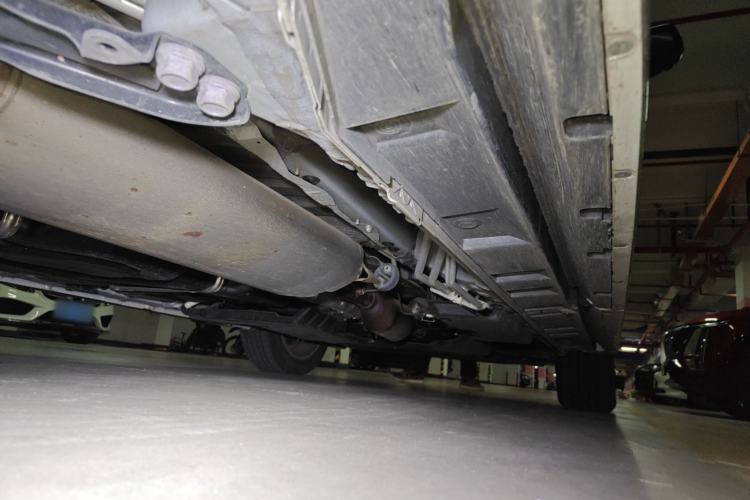 Used Toyota Vellfire 2024 Crown Dual-Engine 2.5L Ultimate Edition Chassis Rear Right