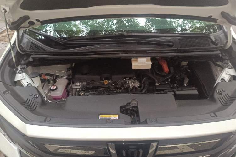 Used Toyota Vellfire 2024 Crown Dual-Engine 2.5L Ultimate Edition Engine Bay