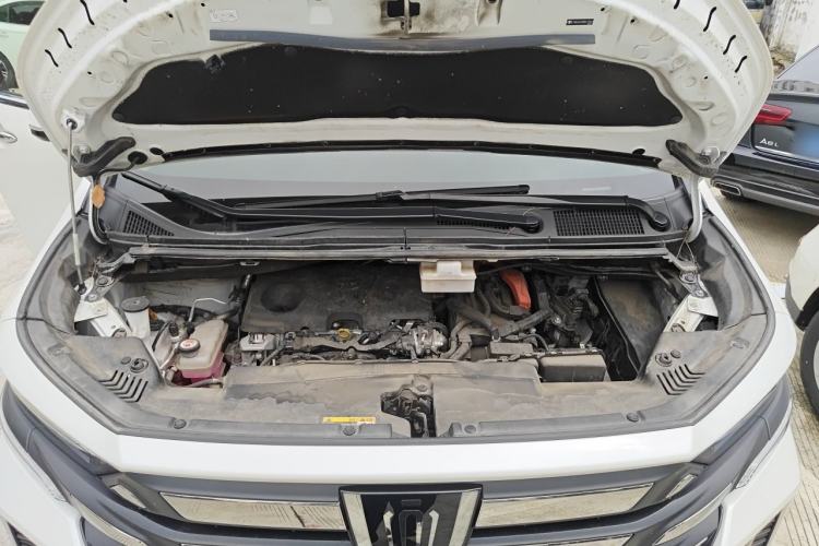 Used Toyota Vellfire 2024 Crown Dual-Engine 2.5L Ultimate Edition Engine Bay