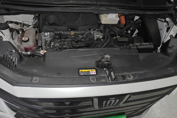 Used Toyota Vellfire 2024 Crown Dual-Engine 2.5L Ultimate Edition Engine Bay
