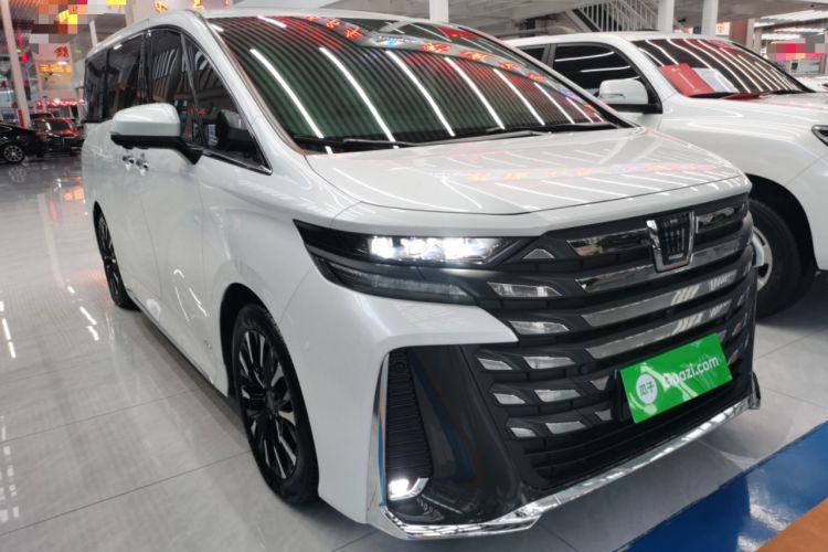 Used Toyota Vellfire 2024 Crown Dual-Engine 2.5L Ultimate Edition Exterior 2