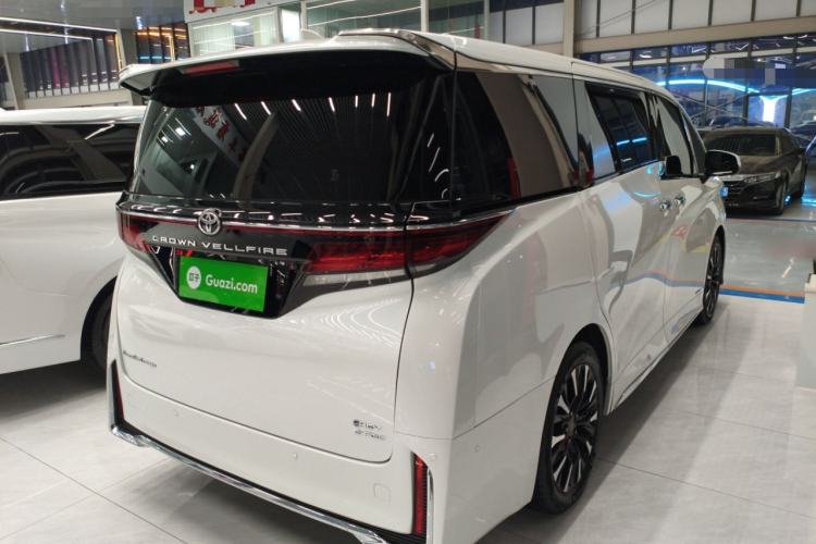 Used Toyota Vellfire 2024 Crown Dual-Engine 2.5L Supreme Executive Edition Exterior 5