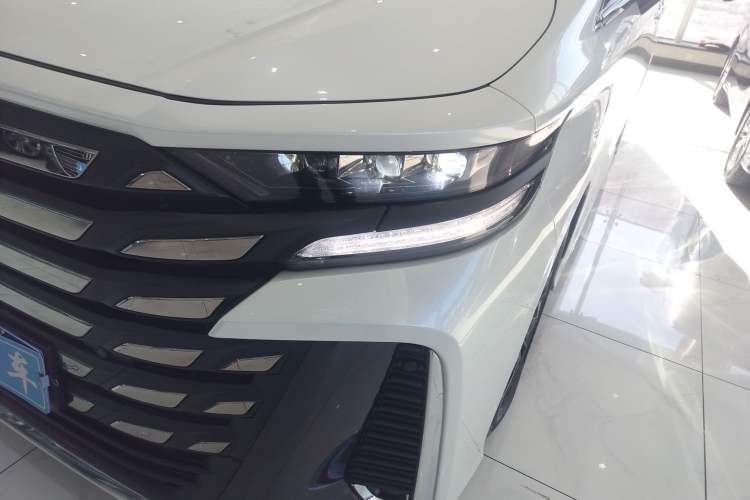Used Toyota Vellfire 2024 Crown Dual-Engine 2.5L Ultimate Edition Left Front Headlight