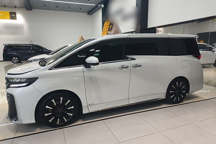 Used Toyota Vellfire 2024 Crown Dual-Engine 2.5L Supreme Executive Edition Left Side