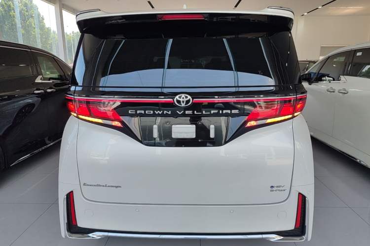 Used Toyota Vellfire 2024 Crown Dual-Engine 2.5L Supreme Executive Edition Rear