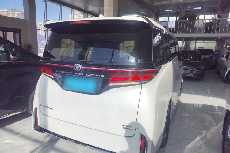 Used Toyota Vellfire 2024 Crown Dual-Engine 2.5L Ultimate Edition Rear Right 45 Deg