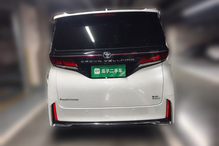 Used Toyota Vellfire 2024 Crown Dual-Engine 2.5L Ultimate Edition Rear