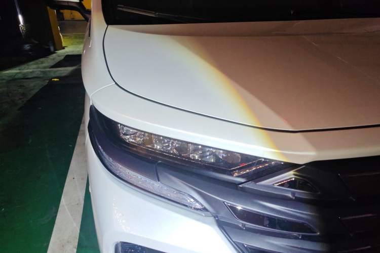 Used Toyota Vellfire 2024 Crown Dual-Engine 2.5L Ultimate Edition Right Front Headlight