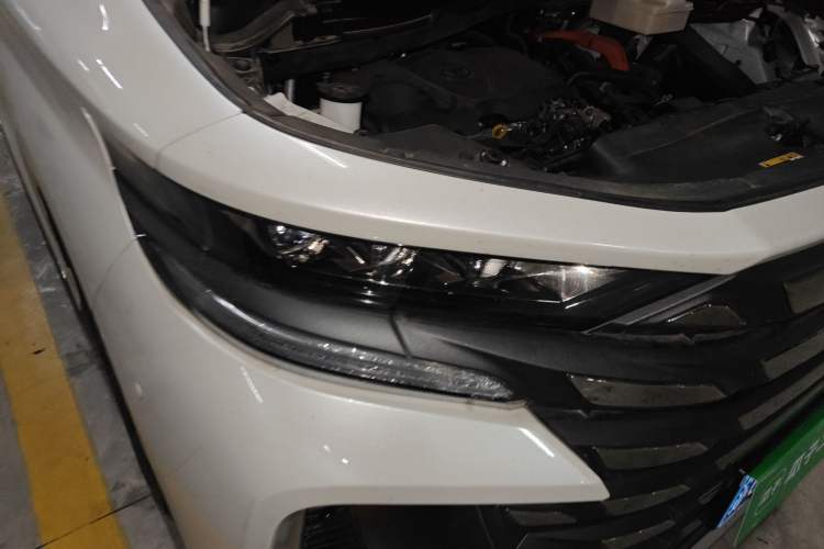 Used Toyota Vellfire 2024 Crown Dual-Engine 2.5L Ultimate Edition Right Front Headlight