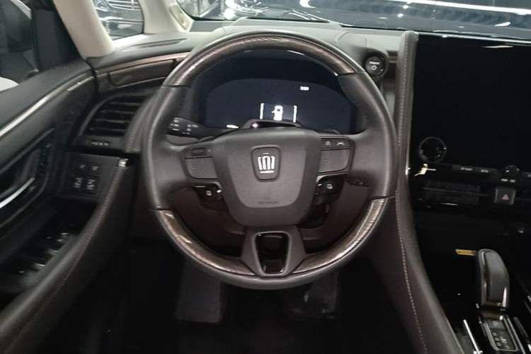 Used Toyota Vellfire 2024 Crown Dual-Engine 2.5L Ultimate Edition Steering Wheel
