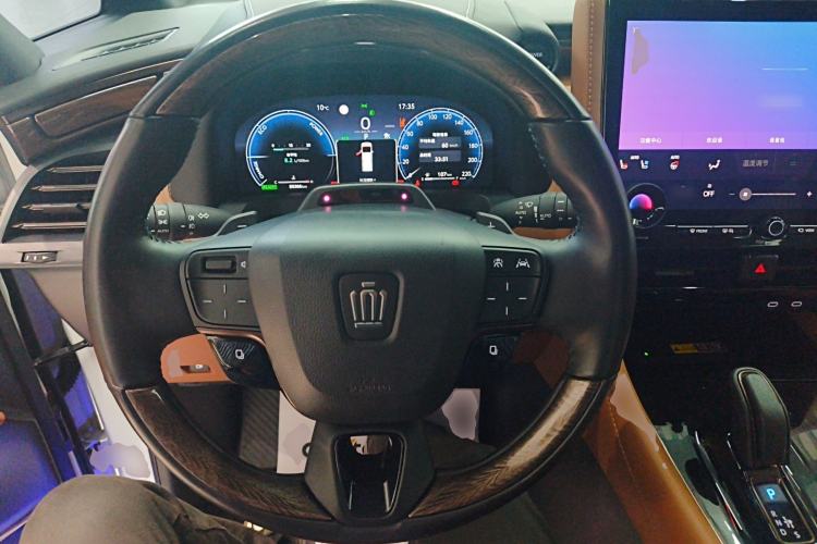 Used Toyota Vellfire 2024 Crown Dual-Engine 2.5L Supreme Executive Edition Steering Wheel