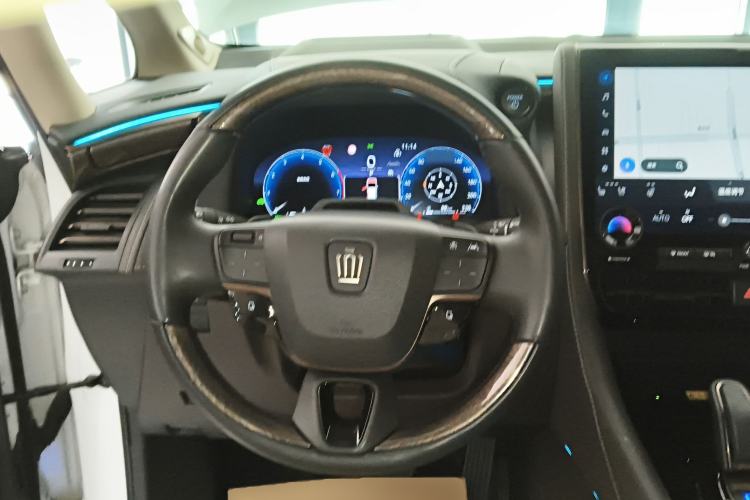 Used Toyota Vellfire 2024 Crown Dual-Engine 2.5L Ultimate Edition Steering Wheel
