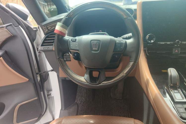 Used Toyota Vellfire 2024 Crown Dual-Engine 2.5L Ultimate Edition Steering Wheel