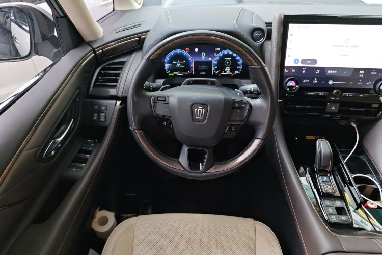Used Toyota Vellfire 2024 Crown Dual-Engine 2.5L Ultimate Edition Steering Wheel