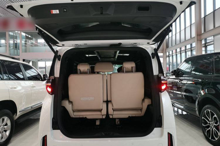 Used Toyota Vellfire 2024 Crown Dual-Engine 2.5L Ultimate Edition Trunk
