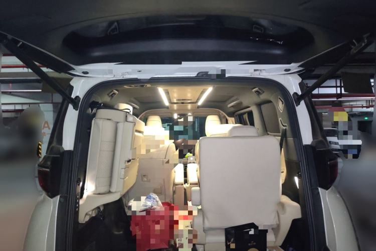 Used Toyota Vellfire 2024 Crown Dual-Engine 2.5L Supreme Executive Edition Trunk