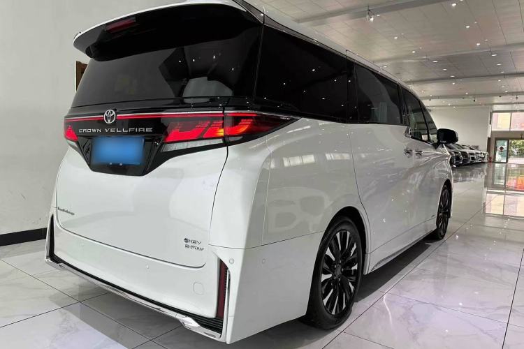 Used Toyota Vellfire 2024 Crown Dual-Engine 2.5L Ultimate Edition Trunk