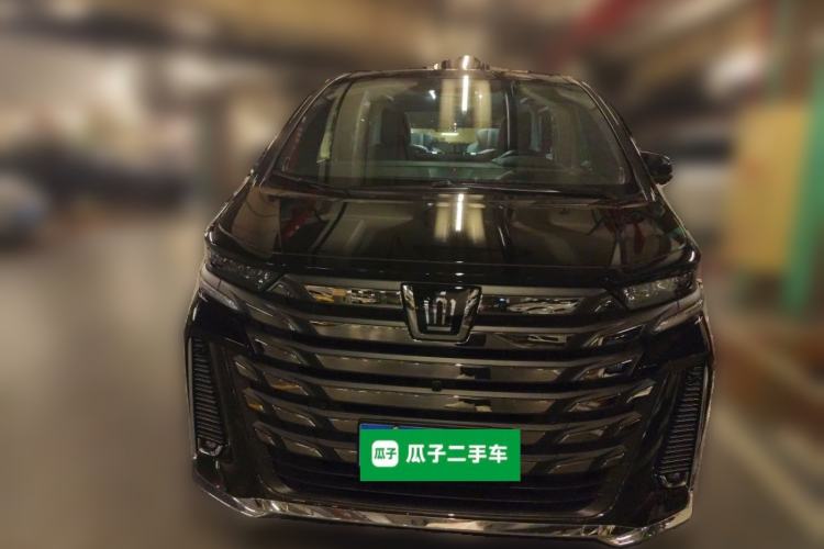 Used Toyota Vellfire 2025 Crown Dual Engine 2.5L Ink Gold Executive Edition Front