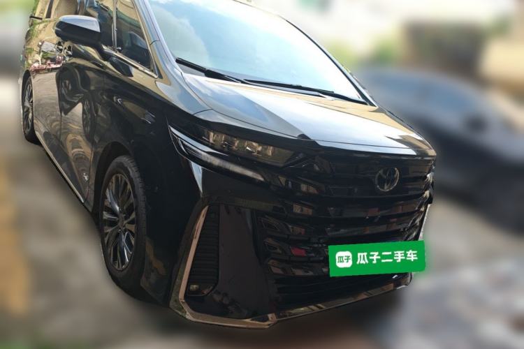 Used Toyota Vellfire 2025 Crown Dual Engine 2.5L Ink Gold Edition Front