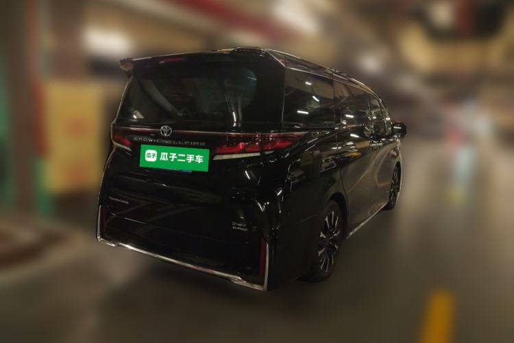 Used Toyota Vellfire 2025 Crown Dual Engine 2.5L Ink Gold Executive Edition Rear Right 45 Deg