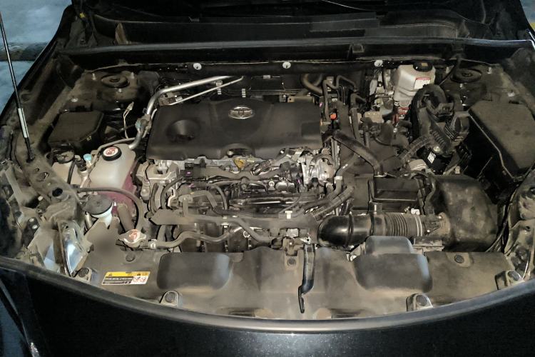 Used Toyota Venza 2022 Dual-Engine 2.5L CVT Two-Wheel Drive Prestige Edition Engine Bay
