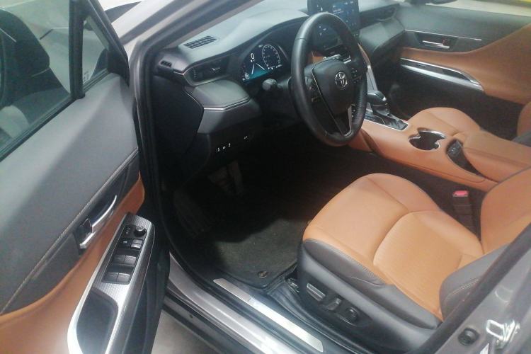 Used Toyota Venza 2023 2.0L CVT Two-Wheel Drive Prestige Version Driver Seat