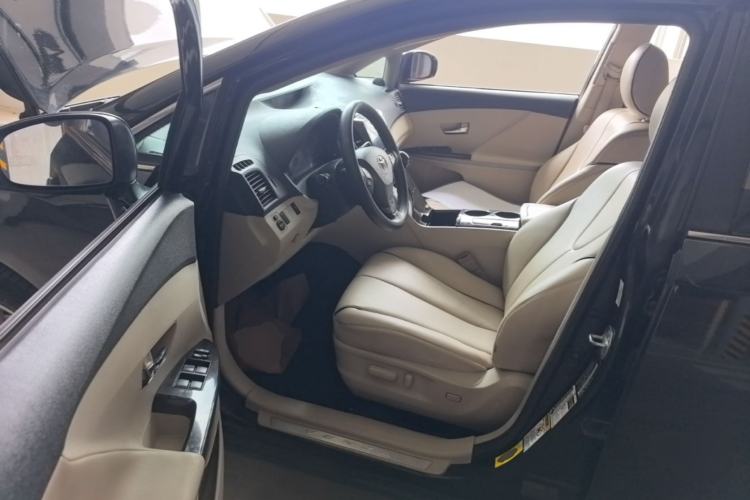 Used Toyota Venza  Driver Seat